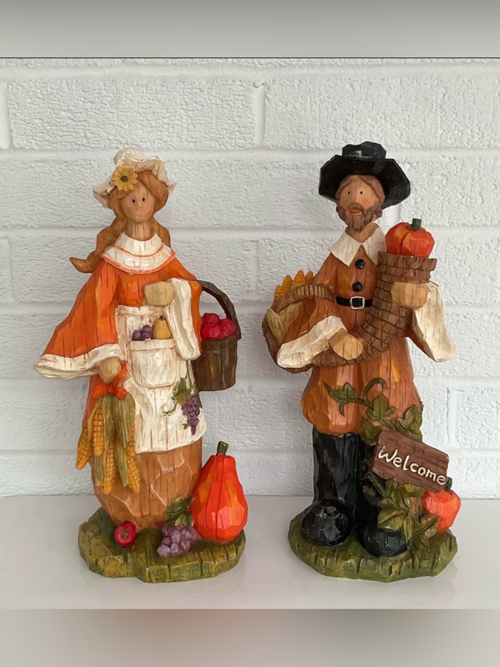 Carved Resin Wood Like Figurines  Thanksgiving Pilgrims 11.5” Holiday Decor